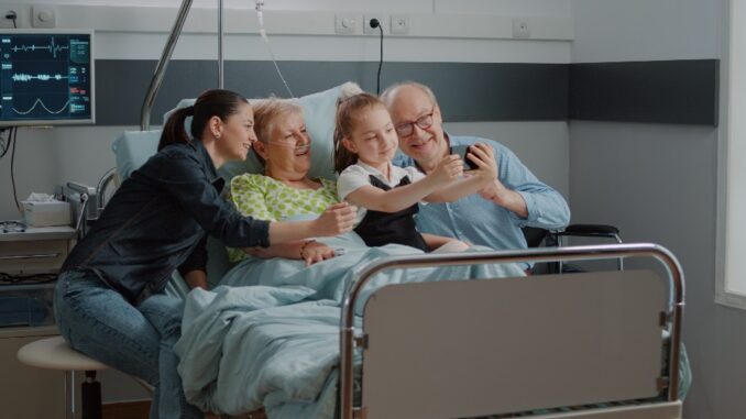 Jak rozpoznat znamení blížící se smrti a být ještě větší oporou svým blízkým